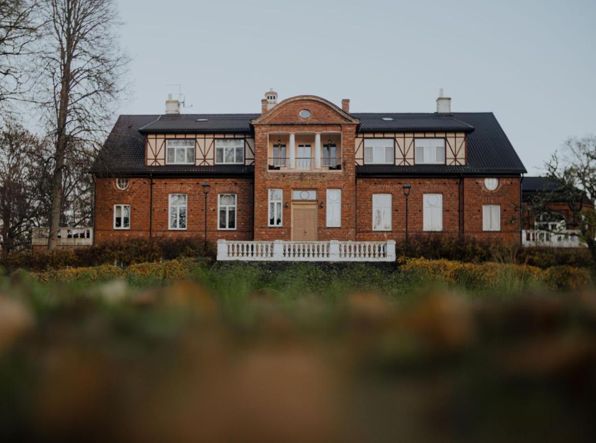 Piena Muiza - Berghof Hotel & Spa Sieksate المظهر الخارجي الصورة