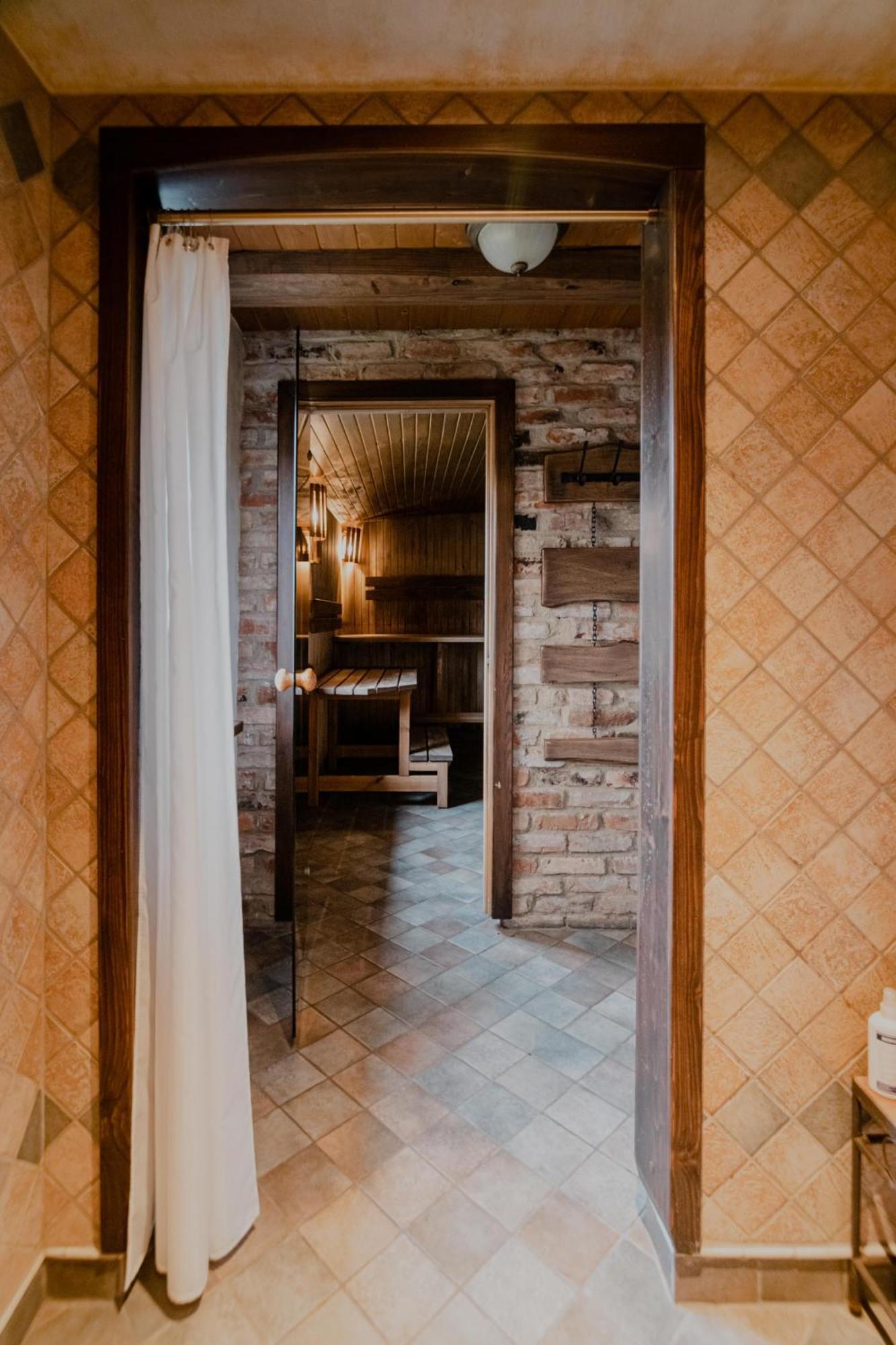 Piena Muiza - Berghof Hotel & Spa Sieksate الغرفة الصورة
