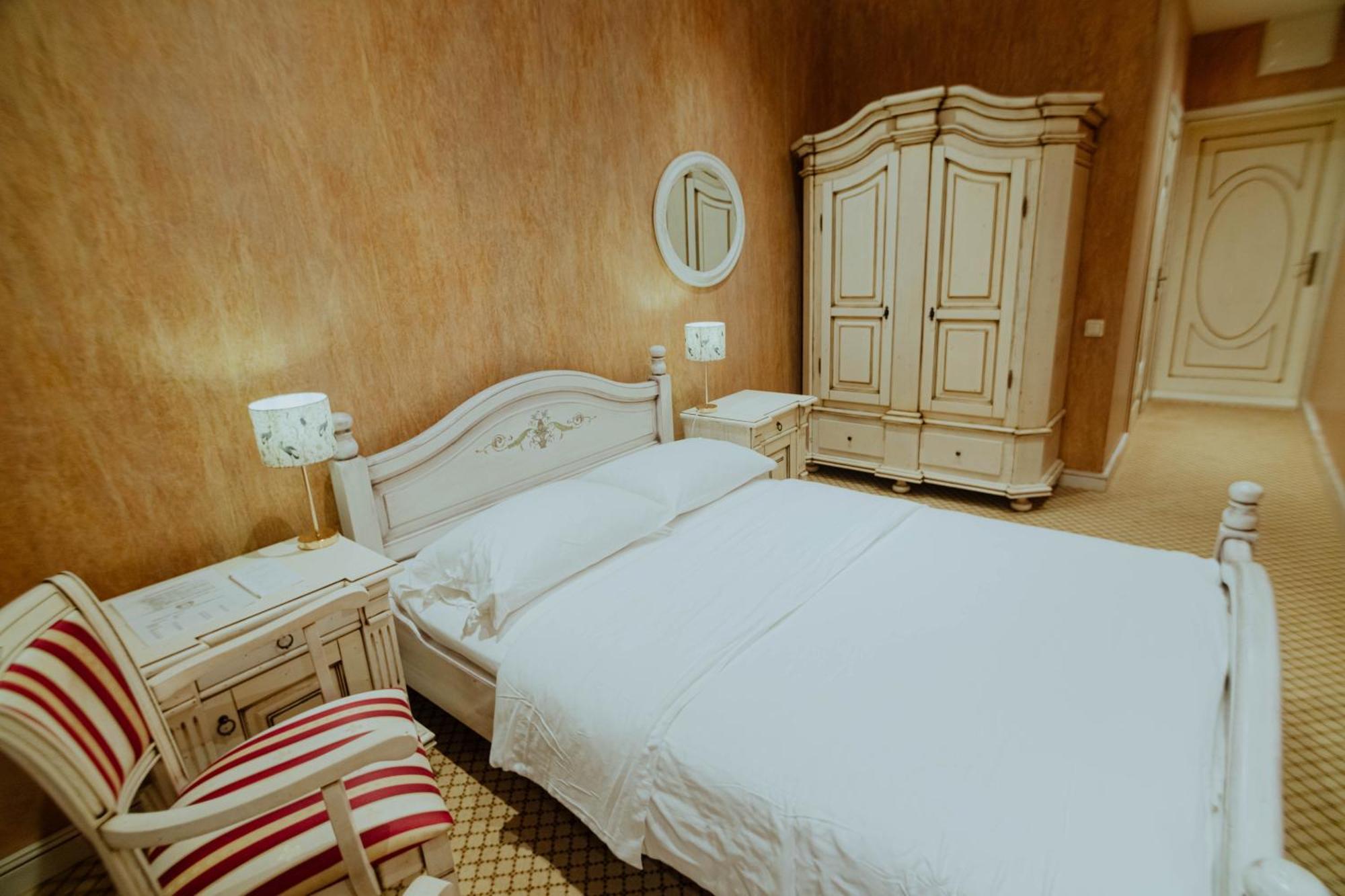 Piena Muiza - Berghof Hotel & Spa Sieksate الغرفة الصورة